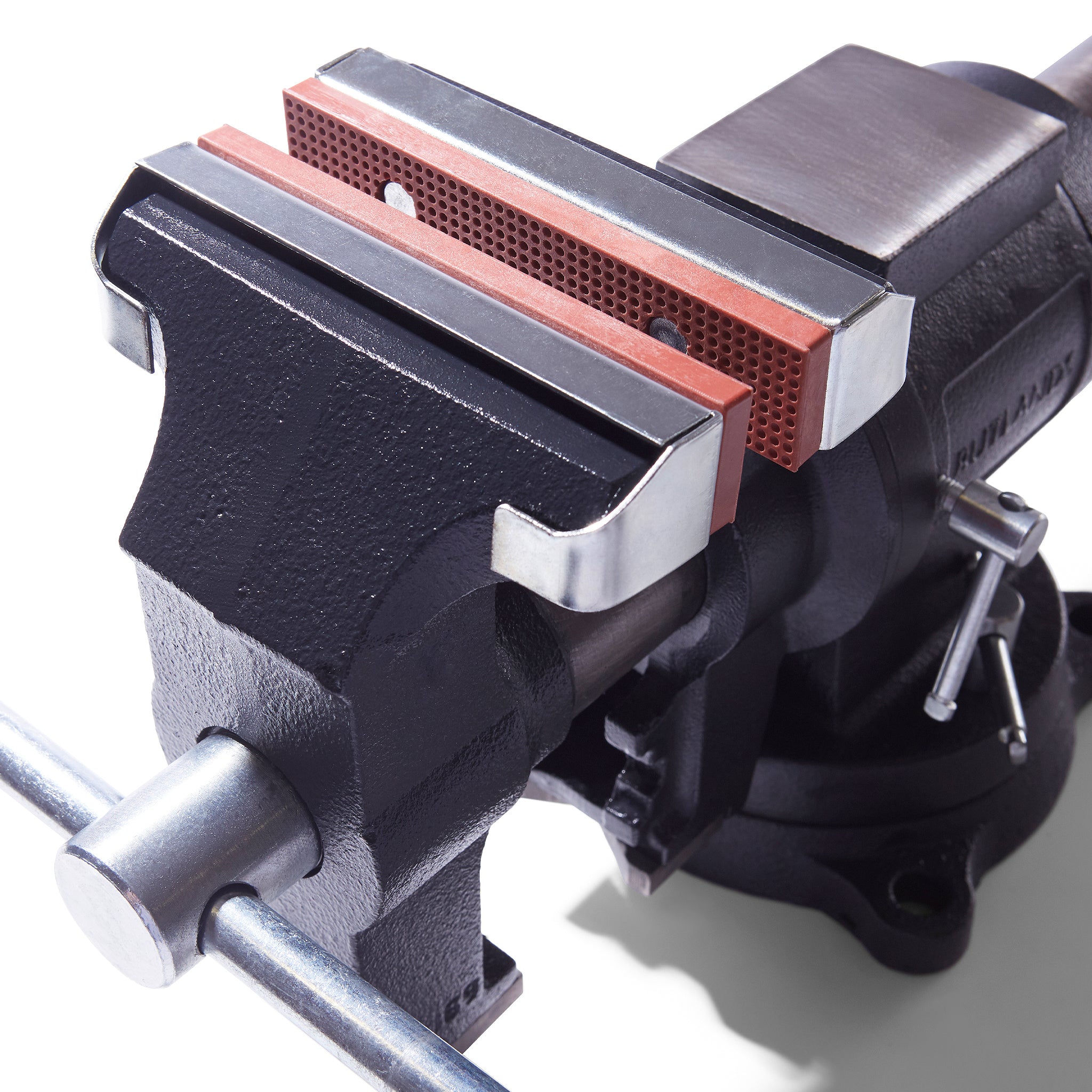 Bench clearance vise grip
